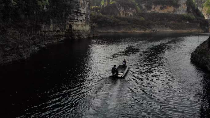 航拍  风景  美女  湖泊  意境