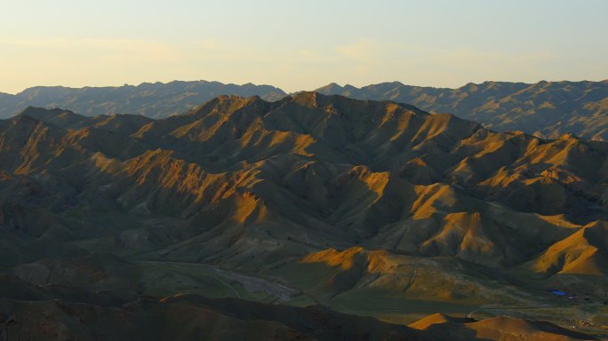 直升机航拍内蒙古鄂尔多斯市库布齐沙漠09