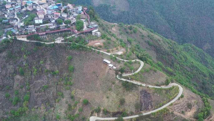 怒江半山村庄阳坡航拍