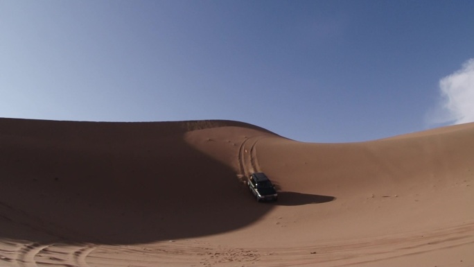 沙漠越野开车