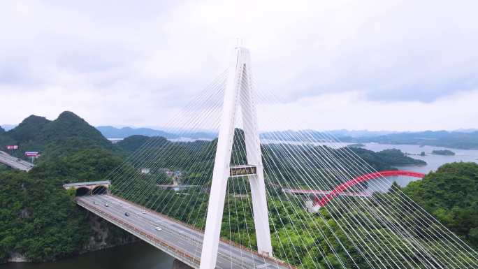 清镇红枫湖大桥自然风光旅游景点山水湖城