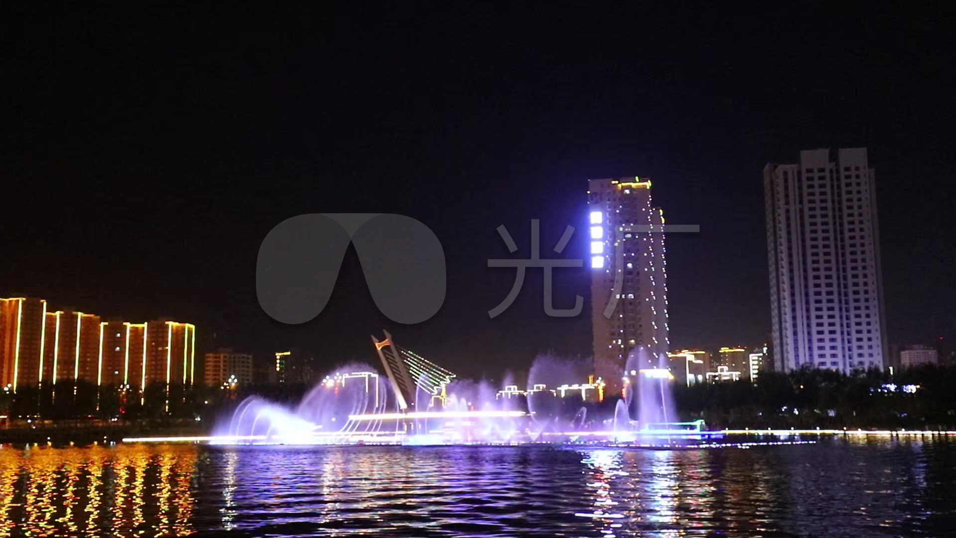 【图说新疆】新疆库尔勒：艳阳下，城在水中映-天山网 - 新疆新闻门户