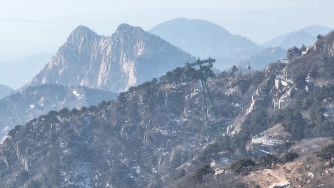 泰山索道长焦航拍