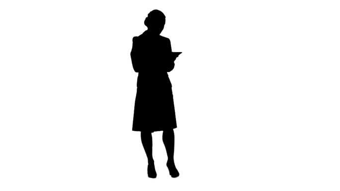 白色背景下，一个女人的剪影拿着一台平板电脑