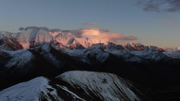 原创 四川甘孜州贡嘎山雅哈垭口雪山风光