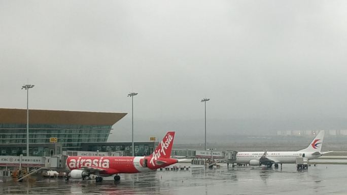 昆明长水国际机场Airasia视频素材