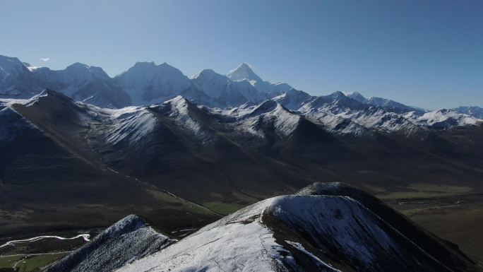 原创 四川甘孜州贡嘎山雅哈垭口雪山风光