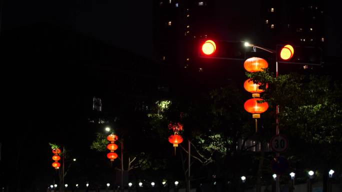 高清素材 | 春节万家灯火路上挂满红灯笼