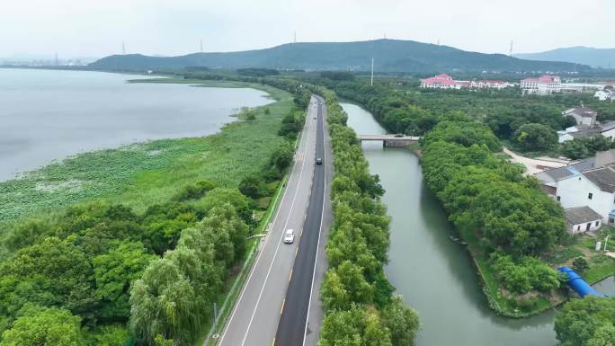 太湖边的公路