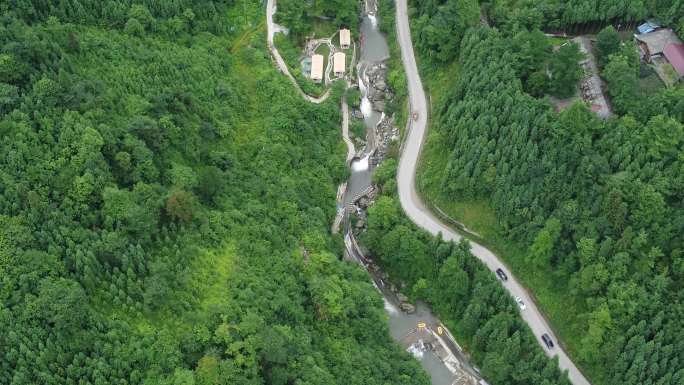 四川德阳什邡市蓥华大峡谷漂流航拍