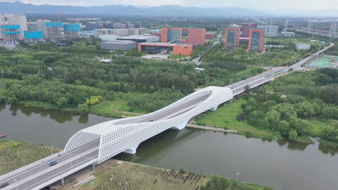 北京未来科学城大桥航拍4K
