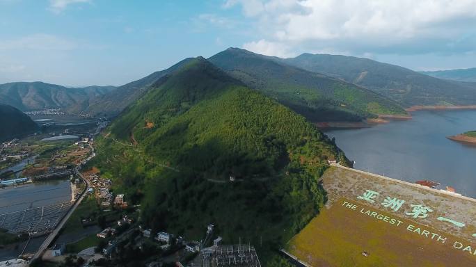 山脚大坝视频大坝水库河水