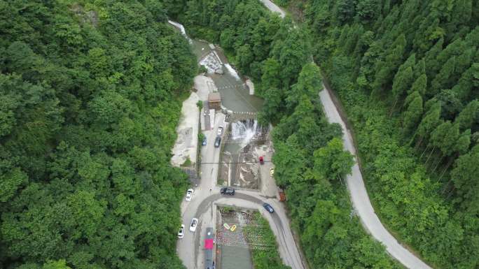 四川德阳什邡市蓥华大峡谷漂流航拍