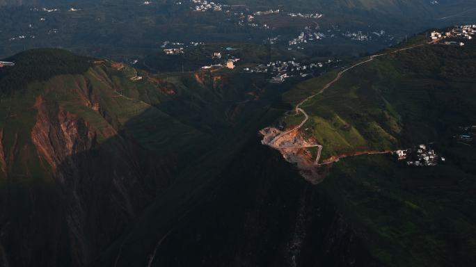 山顶公路山川山区村庄延时拍