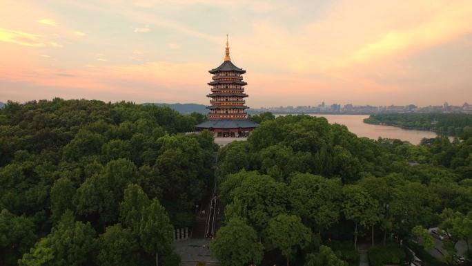 杭州西湖航拍日落时分雷峰塔著名景点