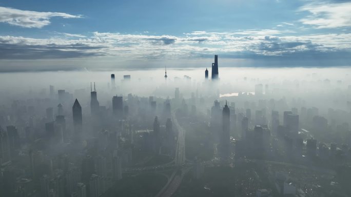 上海夏天平流雾耶稣光航拍