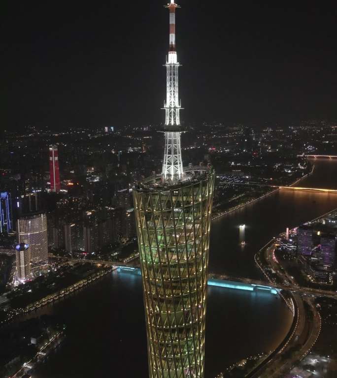 4k竖版航拍广州塔夜景