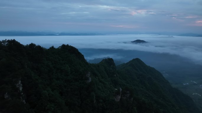 张家界天子山日落云海航拍4k