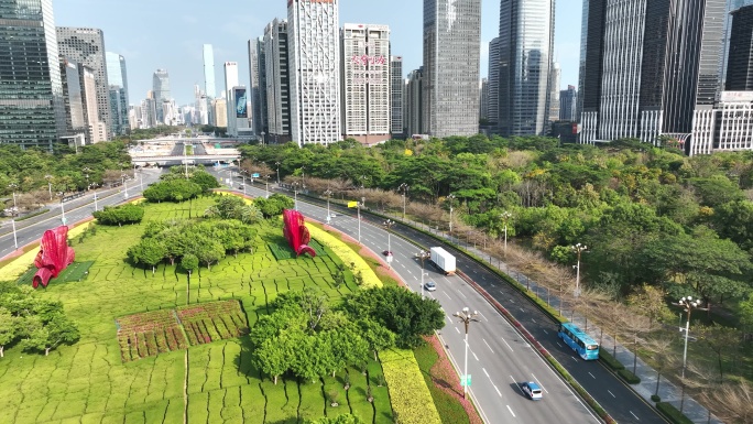 单体方舱箱体在道路上运输