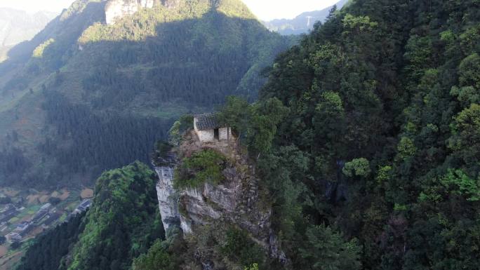 光影 山顶  航拍  风景   高山