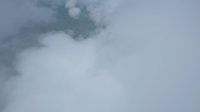 【4K航拍】穿越机穿云