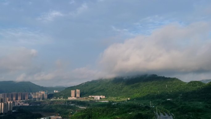 两段清新雨后雨雾绕山延时摄影视频