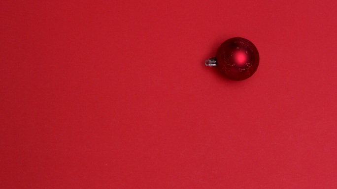 圣诞装饰球滚动特写