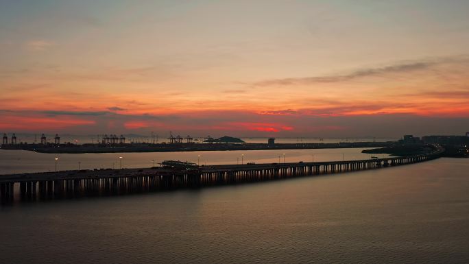 广深沿江高速夕阳下航拍大景前进上升2