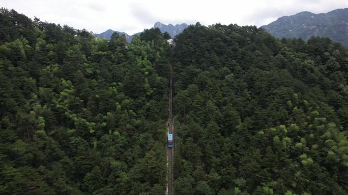 九华山缆车上山