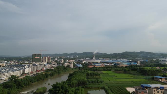 田地 城镇 河 天空 无人机 航拍