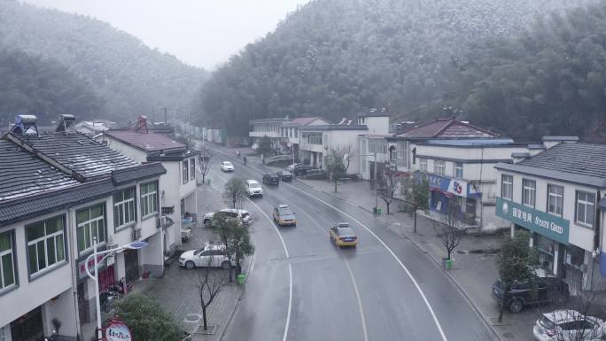 下雪 六安霍山雪景 雪天村庄