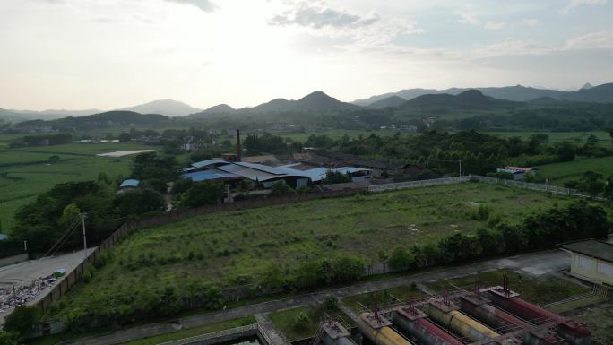 农村 阳光 田地 房屋