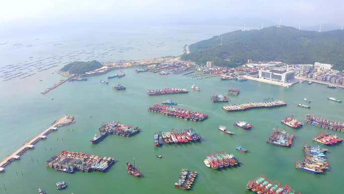 阳江海陵岛码头渔船大气航拍