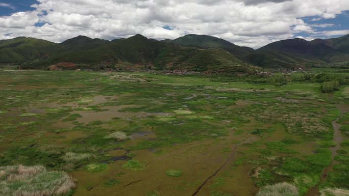 原创 四川凉山州泸沽湖草海自然风光航拍