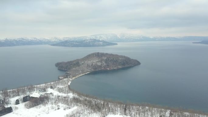 原创 日本北海道屈斜路湖冬季雪景航拍风光