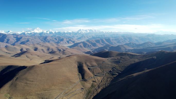 西藏珠穆朗玛峰全景航拍