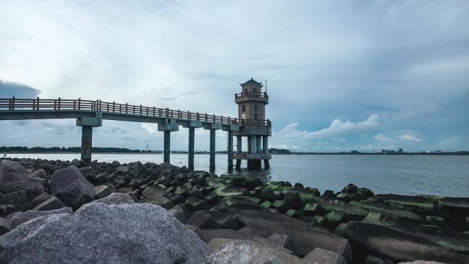 海岸岸灯塔