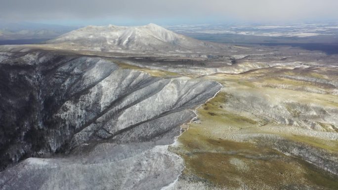 原创 日本北海道摩周岳雪原荒野自然风光