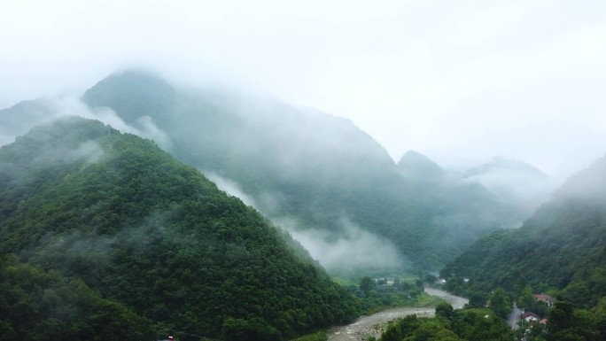 秦岭 秋天  航拍 生态 大自然