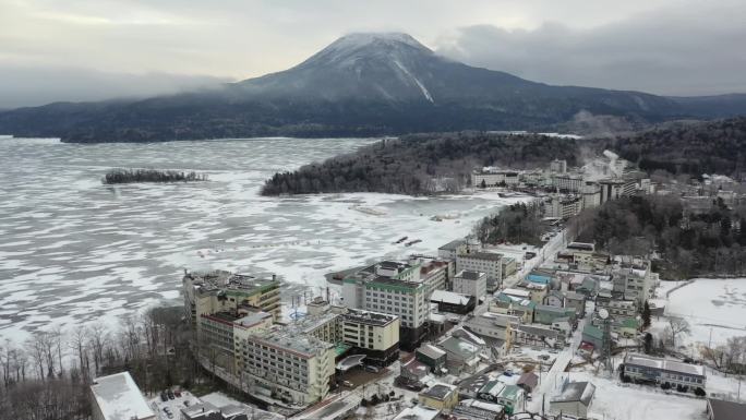 原创 日本北海道阿寒湖温泉镇冬季风光航拍