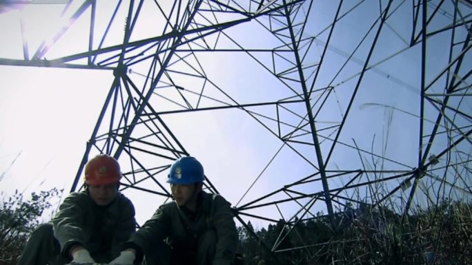 铁塔  电网工人 电网走线 电网施工