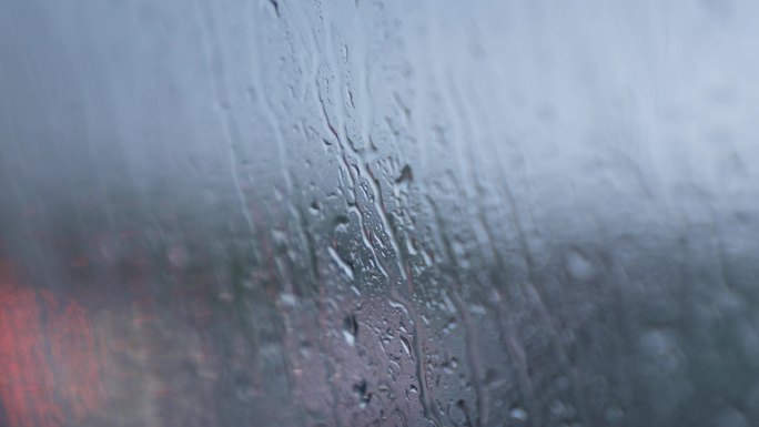 雨天暴雨车窗雨滴玻璃车窗唯美伤感