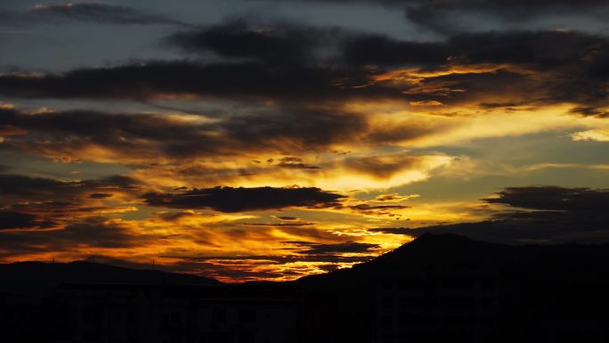 黎明 曙光 天空 朝霞 云霞