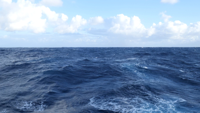 【4K】大海海面波涛汹涌