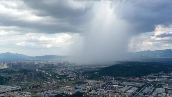 城市暴雨航拍延时