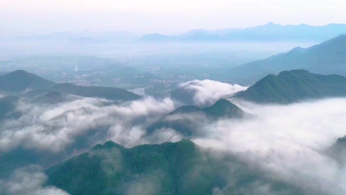 《行云流水》郁林州大容山国家森林公园