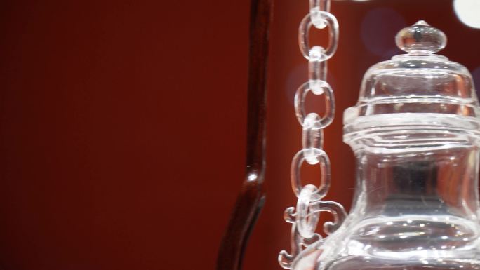 琉璃水晶玉瓶雕刻工艺品摆件