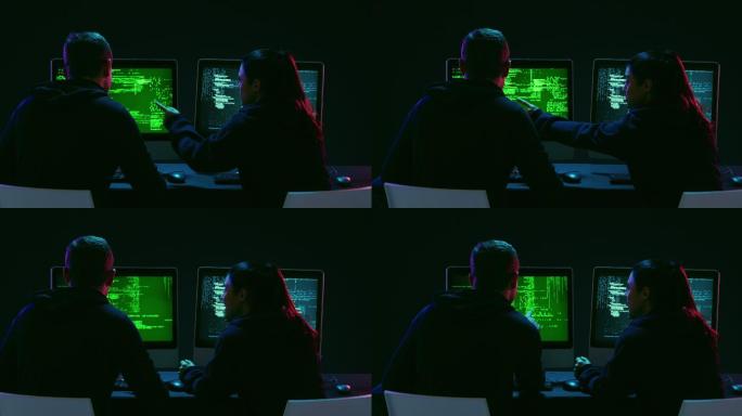 男男女女在电脑上工作