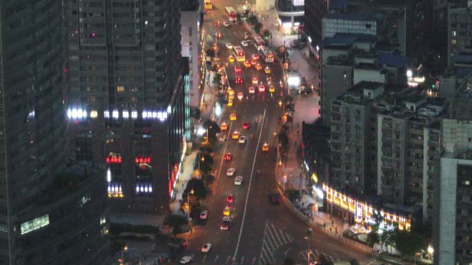 航拍江北区观音桥步行街夜景车流