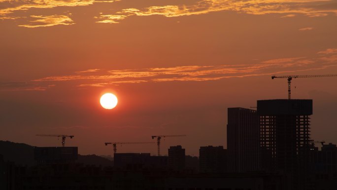 工地落日与晚霞 城市落日 晚霞